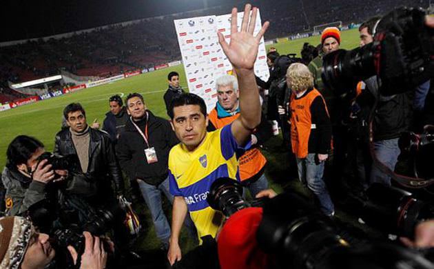 Riquelme yeşil sahalara veda etti