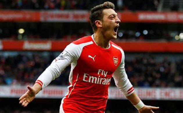 Mesut Özil golle döndü