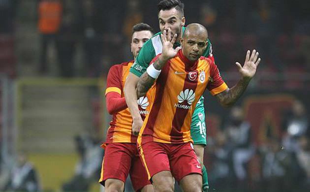 "Melo atılmalıydı"