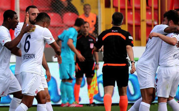 Mersin'de gol yağmuru: 6-2
