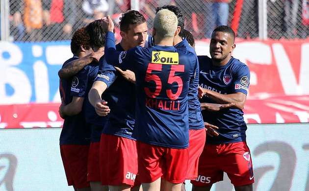Mersin İY gol oldu yağdı