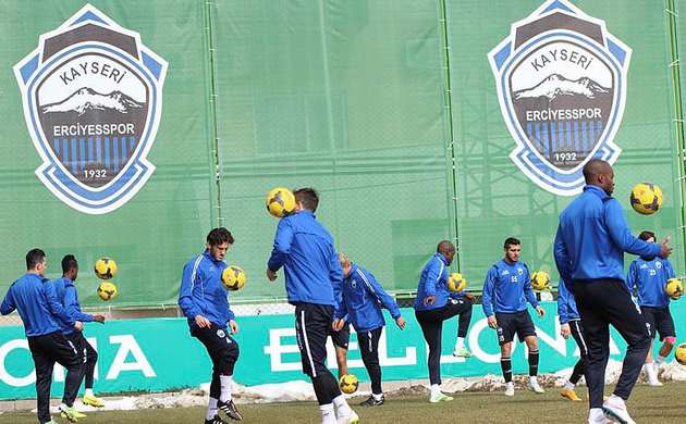 K. Erciyesspor, G.Saray hazırlıklarını sürdürdü