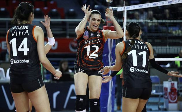 Eczacıbaşı VitrA, Dörtlü Final için sahada