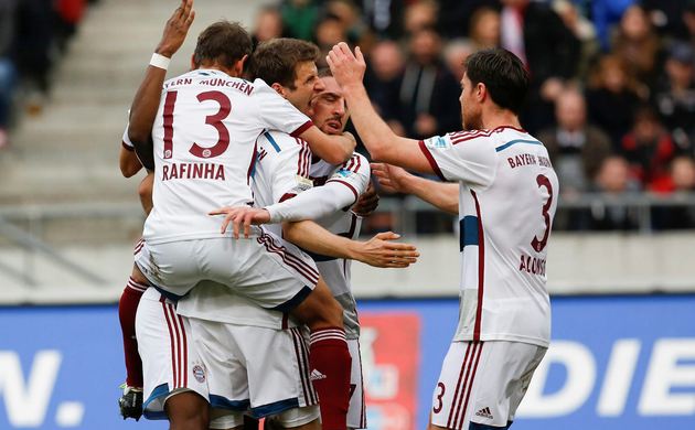 Bayern Münih deplasmanda güldü