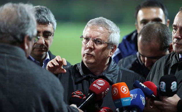 Aziz Yıldırım'a şok!