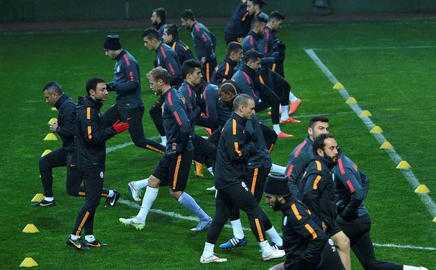 G.Saray'da eksikler can sıkıyor