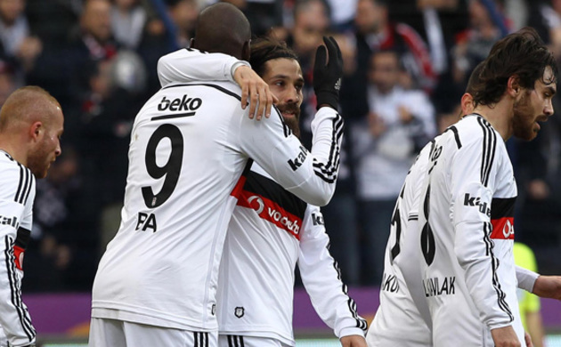 Kartal zirveye kanatlandı