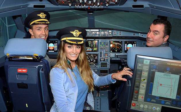 Muslera pilot oldu