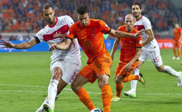 Van Persie ile Robben oynayacak mı?