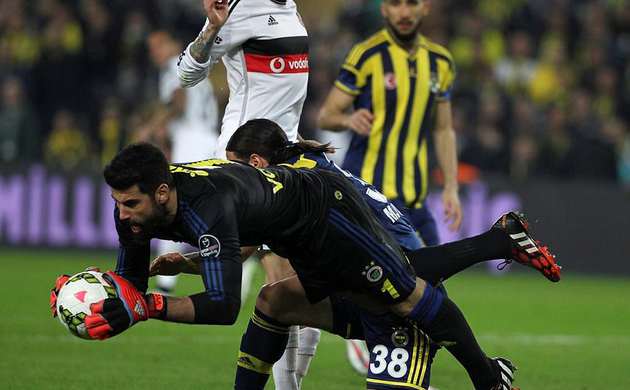 Volkan Demirel'den Beşiktaş'a gönderme
