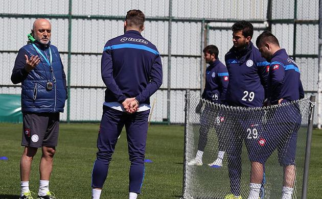 Çaykur Rizespor'da Fenerbahçe maçı hazırlıkları