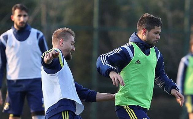 Fenerbahçe 13 eksikle çalıştı