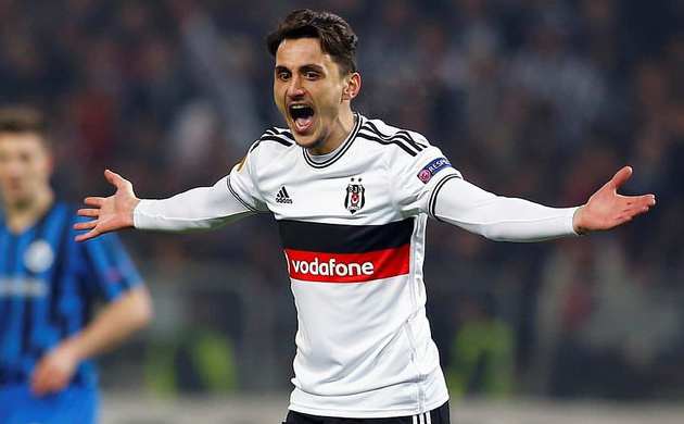 Mustafa Pektemek sakatlandı!