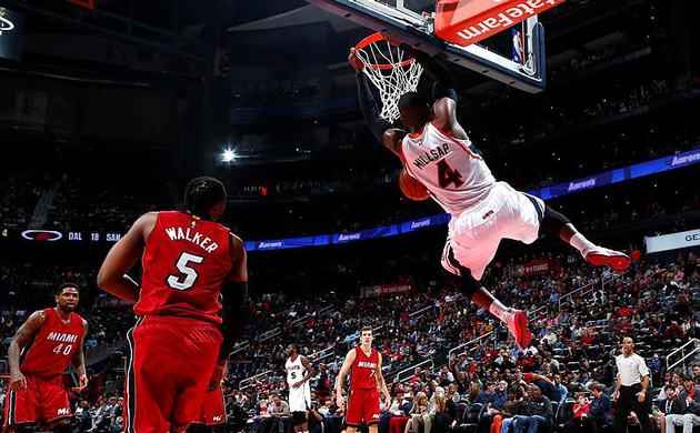 Hawks, Heat'i yıktı, konferansı lider bitirdi