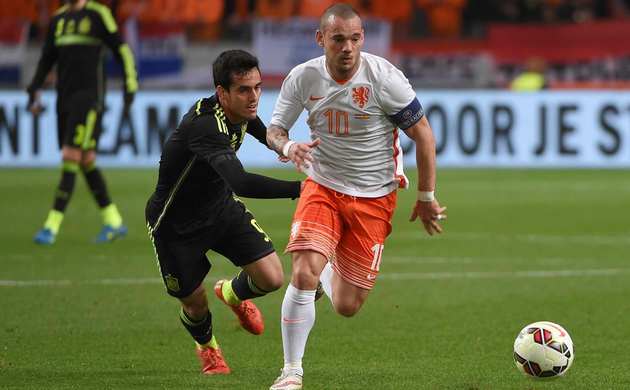 Ve Sneijder zirvede