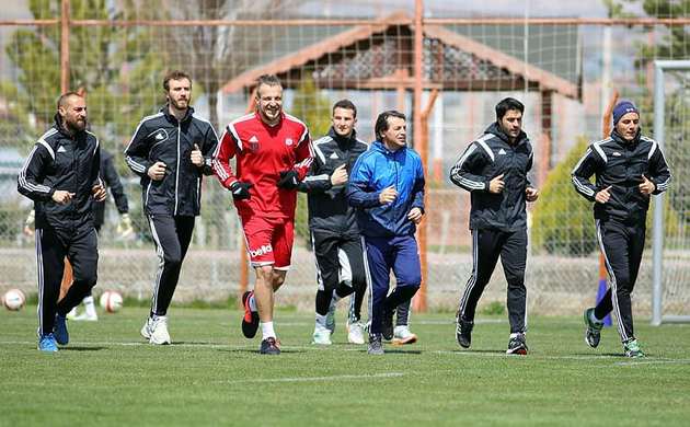 Yiğidolar "nefes" aldı