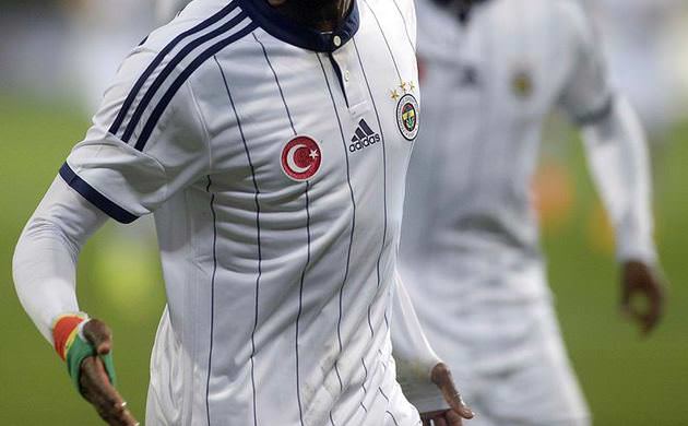 Saldırı sonrası yıldız futbolcunun ailesi ülkeyi terketti