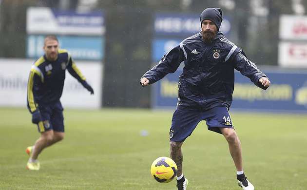 Meireles antrenmanı yarıda bıraktı