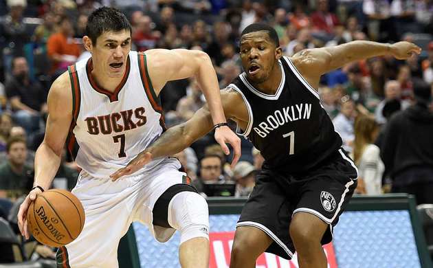 Ersanlı Milwaukee play-off'u garantiledi