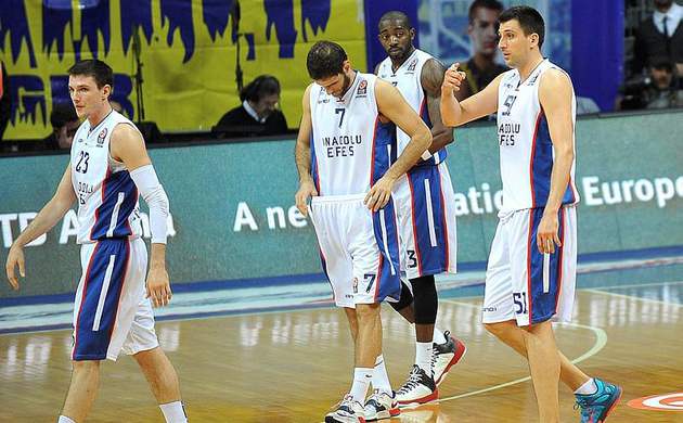 A. Efes avantaj peşinde