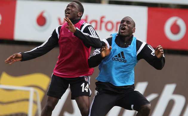 Demba Ba takımla çalıştı