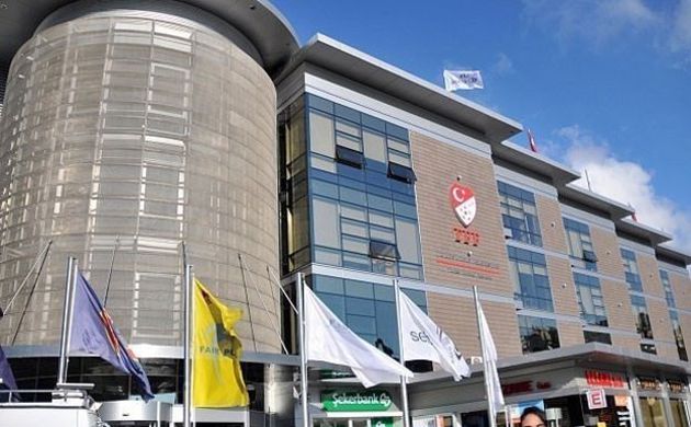 PFDK'dan 2 kulübe tribün kapatma cezası