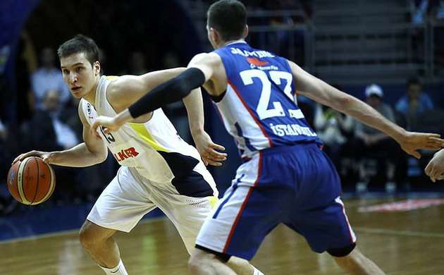 Efes F.Bahçe'yi yine yıktı
