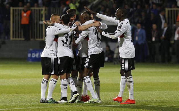 Kartal “Cenk” etti lider oldu