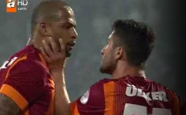 Melo ve Sabri kapıştı