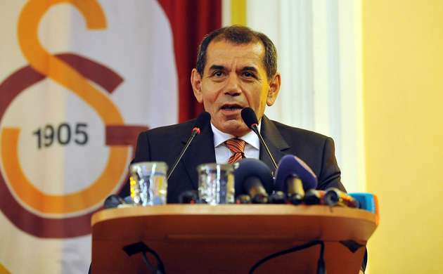 Dursun Özbek'ten transfer açıklaması