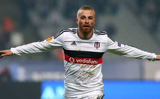 Gökhan Töre değerini buluyor!
