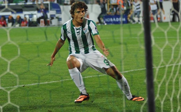 Enes Ünal Manchester City'de