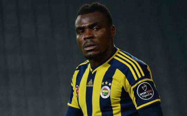 Emenike kamptan ayrıldı