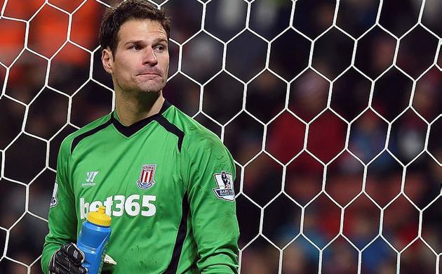 Chelsea, Begovic transferini duyurdu