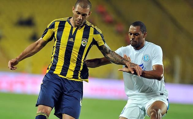 Fenerbahçe, Dnipro'ya tek golle yenildi
