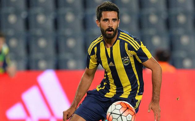 Alper Potuk'ta kırık!