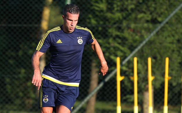 Van Persie için rakip bulunamadı