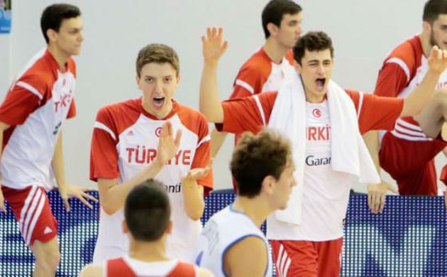 Genç Milliler finalde