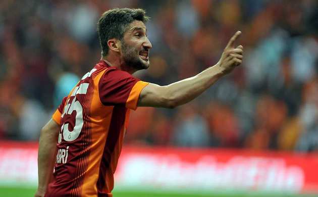 Arena'da Sabri'ye protesto
