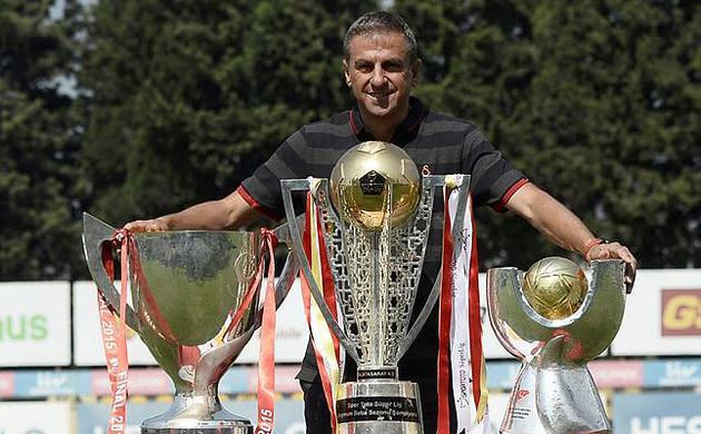 Galatasaray'dan 3 kupalı şov