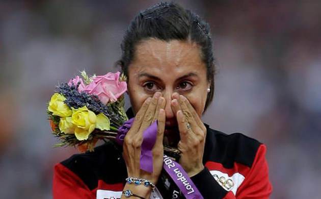 Milli olimpiyat şampiyonu'na şok!
