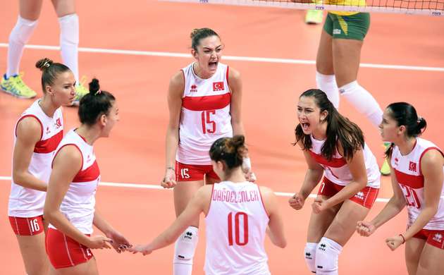 Voleybolda dünya ikincisi olduk