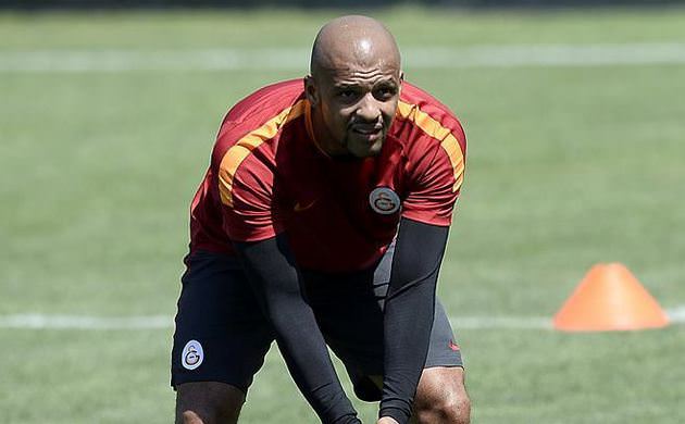 Melo'dan huzur yok!