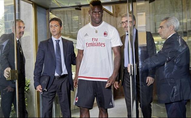 Mario Balotelli sağlık kontrolünde