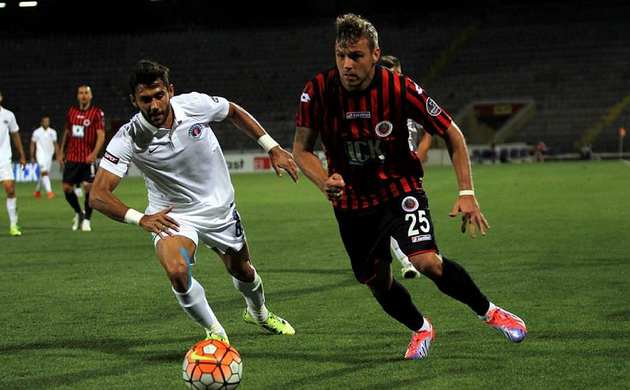 Gençler galibiyetle tanıştı