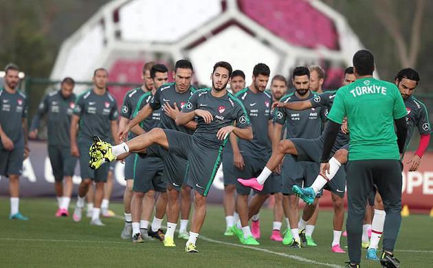 A Milli Futbol Takımı Letonya sınavında