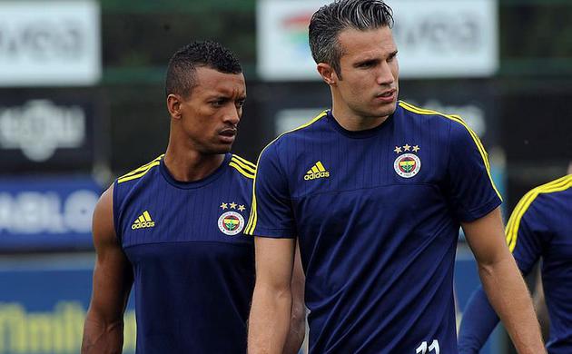 Fenerbahçe'ye dünya devi sponsorlar talip!