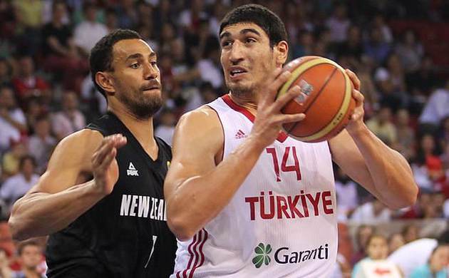 Enes Kanter yine ortalığı karıştırdı!