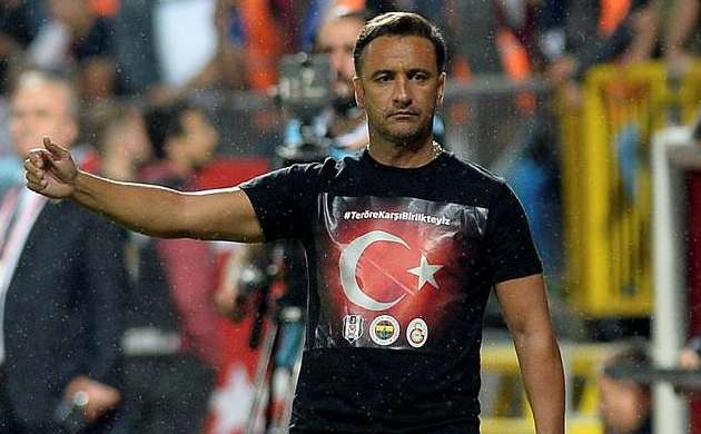 "Herkesin önünde Mehmet Topal'a..."