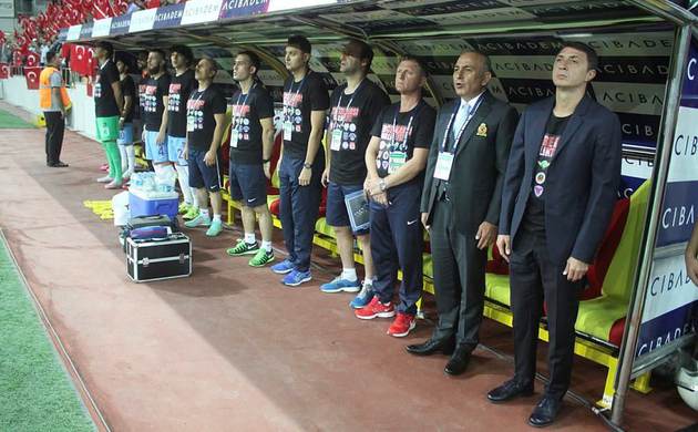 Trabzonspor'dan üç büyüklere gönderme